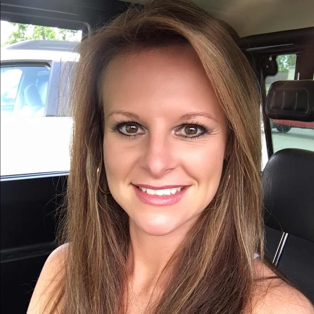 Meet your Posher, Jennifer